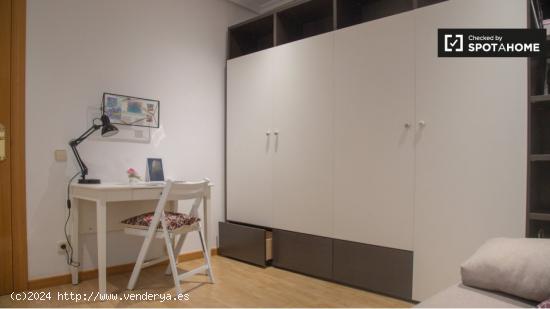 Apartamento de 1 dormitorio en alquiler en La Latina - MADRID