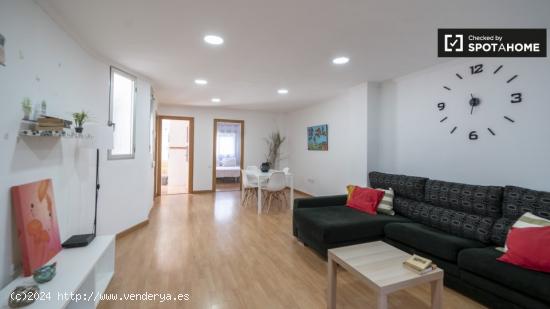 Alquiler de habitaciones en piso de 3 dormitorios en Monteolivete - VALENCIA