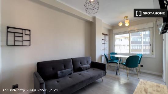 Apartamento de 3 dormitorios en alquiler en Barcelona - BARCELONA