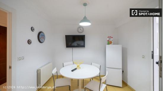 Apartamento de 2 dormitorios en alquiler en Ciutat Vella - VALENCIA