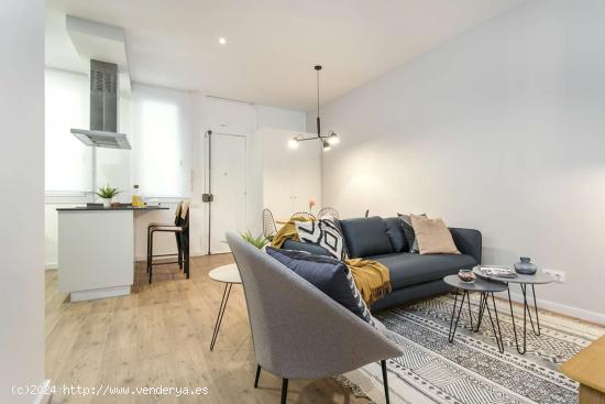  Apartamento de 2 dormitorios en alquiler en El Raval, Barcelona - BARCELONA 