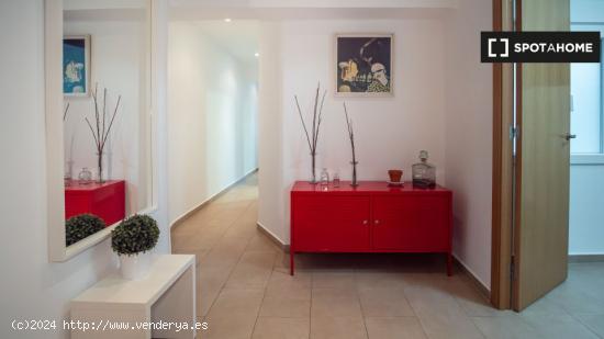 Piso de 3 habitaciones en alquiler en El Cabanyal - VALENCIA