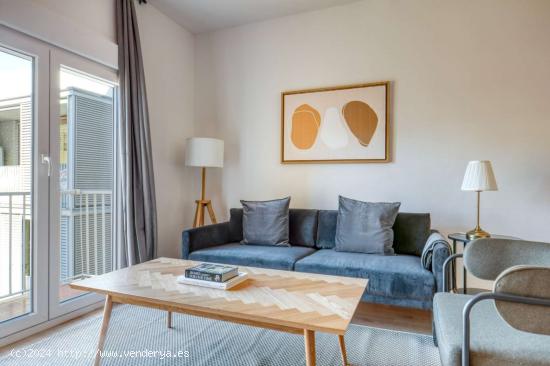  Apartamento de 3 dormitorios en alquiler en Barcelona - BARCELONA 