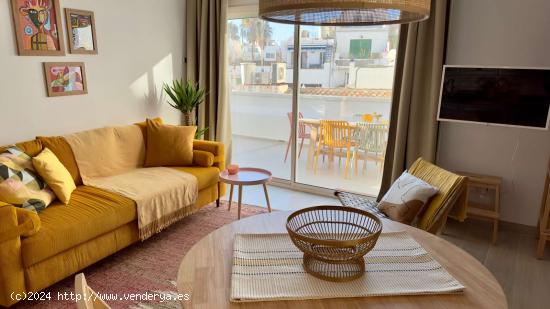  Apartamento completo de 2 dormitorios en Sitges - BARCELONA 