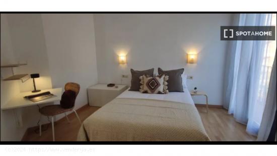 Apartamento entero de 2 dormitorios en Barcelona. - BARCELONA