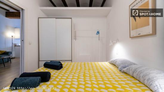 Apartamento de 2 dormitorios en alquiler en Ciutat Vella - VALENCIA