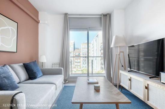  Piso en alquiler de 3 habitaciones en La Vila Olímpica Del Poblenou - BARCELONA 