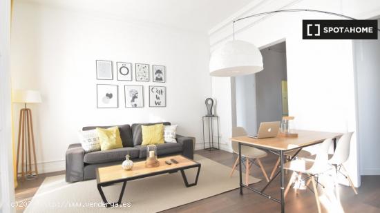 Apartamento de 2 dormitorios en alquiler en La Barceloneta, Barcelona - BARCELONA