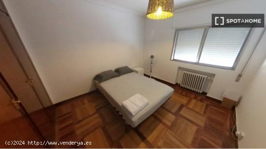 Apartamento de 2 habitaciones cerca del Parque del Retiro - MADRID