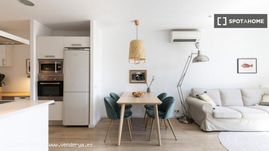 Apartamento entero de 2 dormitorios en Barcelona. - BARCELONA