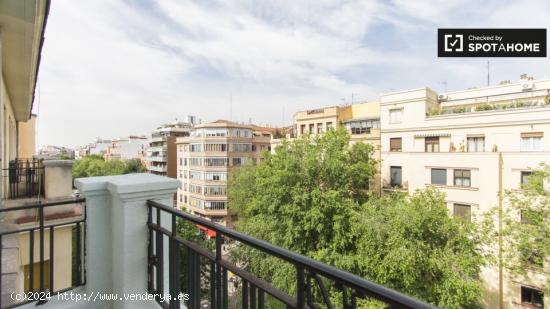 Habitación amueblada en apartamento de 7 habitaciones, Moncloa - MADRID