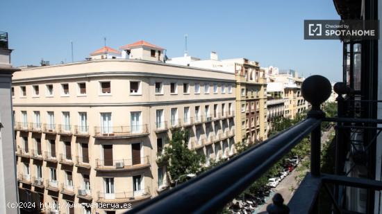 Habitación en piso compartido en madrid. - MADRID