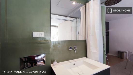 Apartamento entero de 1 dormitorio en Barcelona - BARCELONA