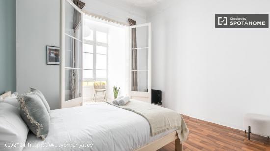 Se alquila habitación en piso compartido en Gracia. - BARCELONA