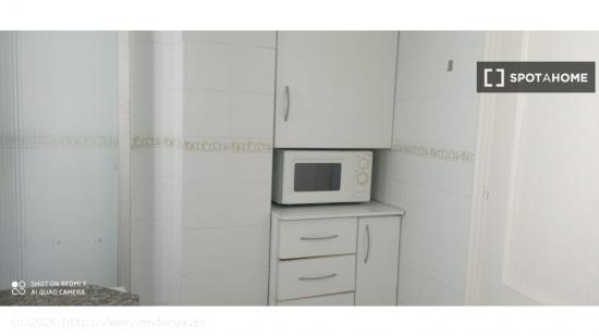 Habitación en piso compartido en valència - VALENCIA