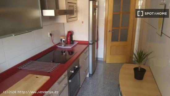 Apartamento completo de 2 dormitorios en Málaga - MALAGA