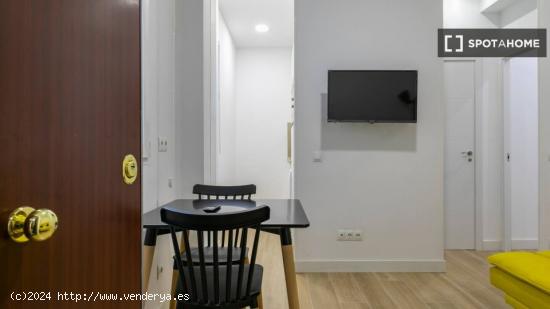 Apartamento de 1 dormitorio en alquiler en Legazpi - MADRID