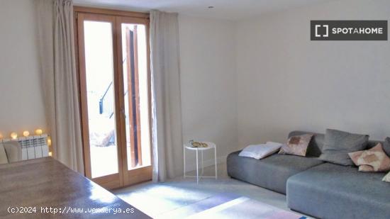 Apartamento de 2 dormitorios en alquiler en Sabadell, Barcelona - BARCELONA