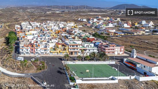 Apartamento entero de 2 dormitorios en La Listada - SANTA CRUZ DE TENERIFE