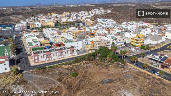 Apartamento entero de 2 dormitorios en La Listada - SANTA CRUZ DE TENERIFE