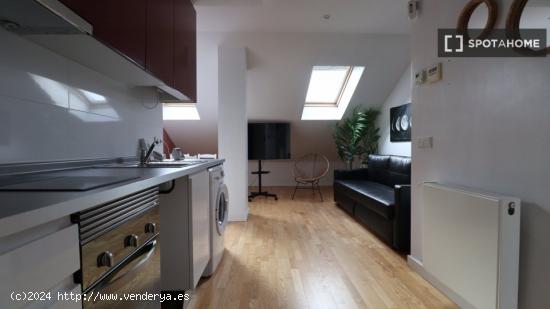 Apartamento de 1 dormitorio en alquiler en Madrid - MADRID