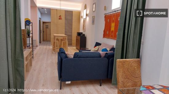 Apartamento de 2 dormitorios en alquiler en el Eixample, Valencia - VALENCIA