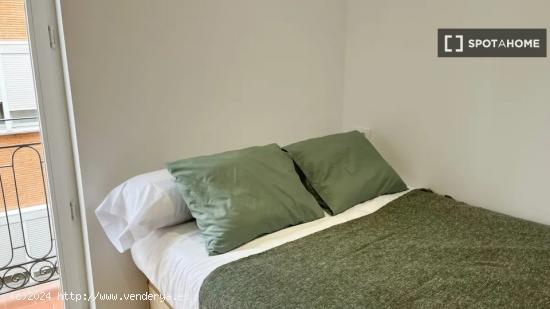 Habitación con balcón en alquiler en Coliving en Vallecas - MADRID