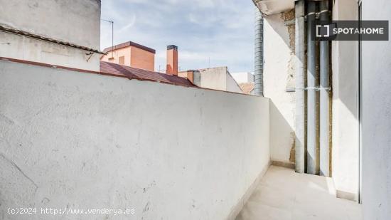 Habitación con balcón en alquiler en Coliving en Puerta Del Ángel - MADRID