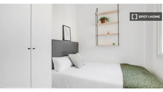 Se alquila habitación en un Coliving en Puerta Del Ángel - MADRID