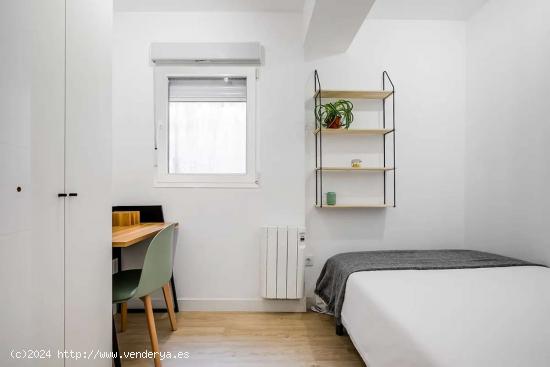  Se alquila habitación en un Coliving en Puerta Del Ángel - MADRID 