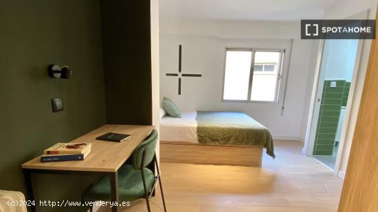 Se alquila habitación en un Coliving en Carabanchel - MADRID