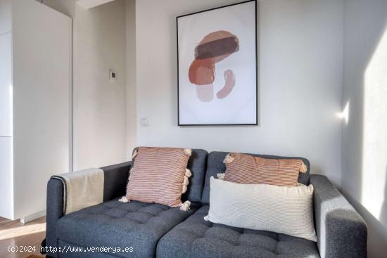  Apartamento de 2 dormitorios en alquiler en Barcelona - BARCELONA 