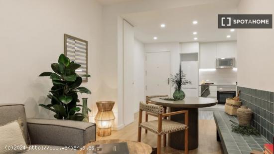 Apartamento de 2 dormitorios en alquiler en Barcelona - BARCELONA