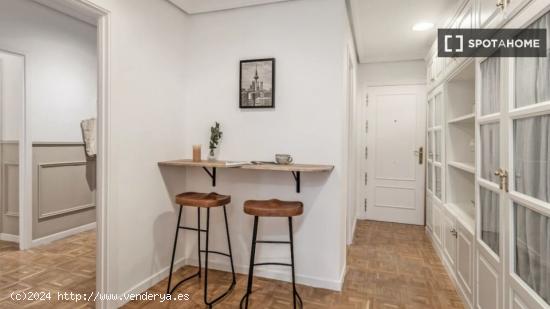 Apartamento de 3 habitaciones en alquiler en Madrid - MADRID