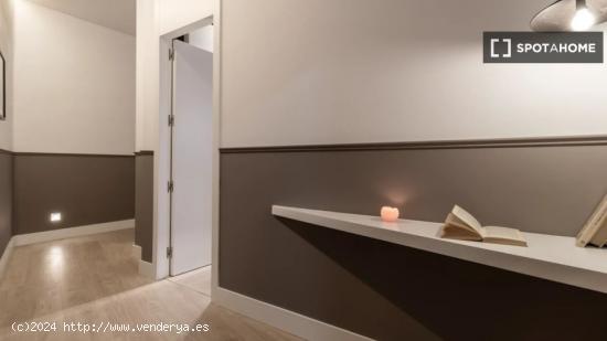 Apartamento de 2 dormitorios en alquiler en Madrid - MADRID