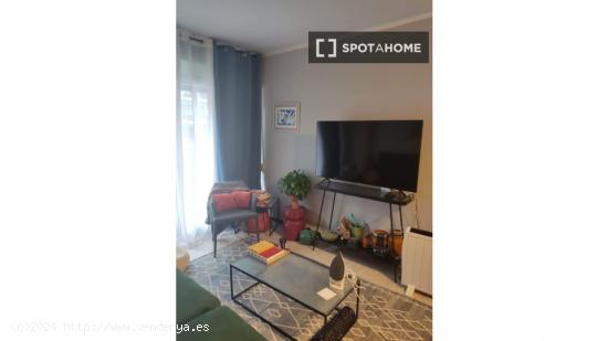 Piso entero de 4 habitaciones en barcelona. - BARCELONA