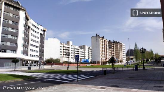 Piso entero de 1 dormitorio en Oviedo - ASTURIAS