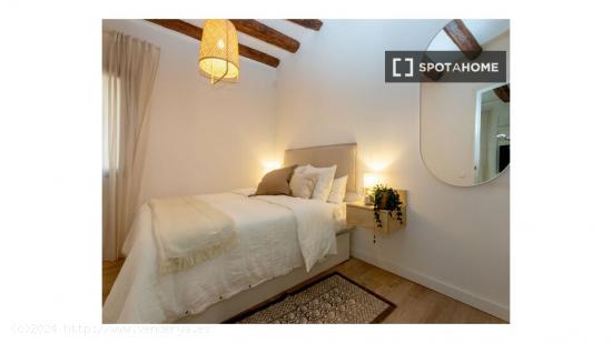 Apartamento de 1 dormitorio en alquiler en Ciutat Vella, Barcelona. - BARCELONA