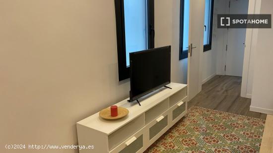 Apartamento entero de 1 dormitorio en Barcelona - BARCELONA