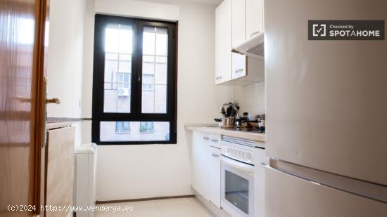 Apartamento de 2 dormitorios en alquiler en Tetuan, Madrid. - MADRID