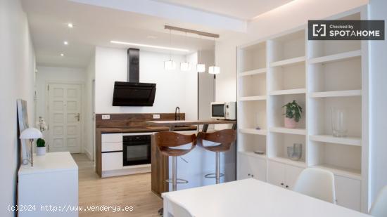 Apartamento de 2 dormitorios en alquiler en Madrid - MADRID