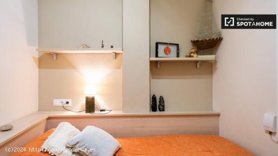 Habitaciones en apartamento de 3 dormitorios en Les Corts, Barcelona - BARCELONA