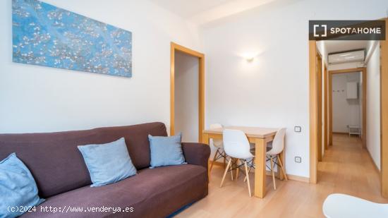 Apartamento entero de 3 habitaciones en Barcelona. - BARCELONA