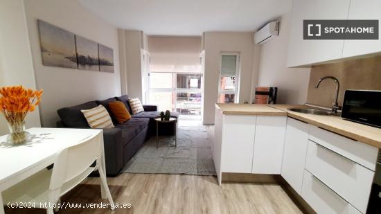 Apartamento de 1 dormitorio en alquiler en Madrid - MADRID