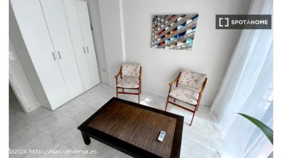 Apartamento de 4 dormitorios en Russafa - VALENCIA