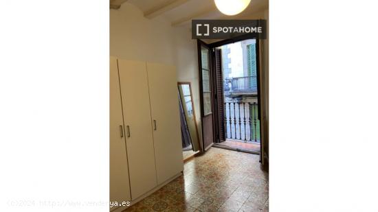 Dormitorio en piso compartido Barcelona - BARCELONA