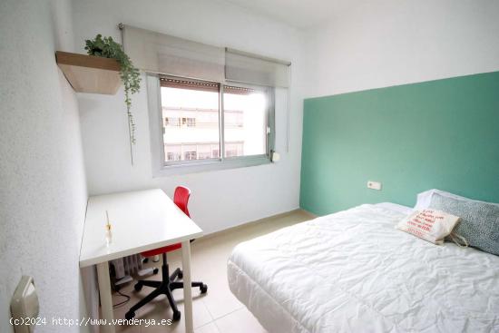  Alquiler de habitaciones en piso compartido en Barcelona - BARCELONA 