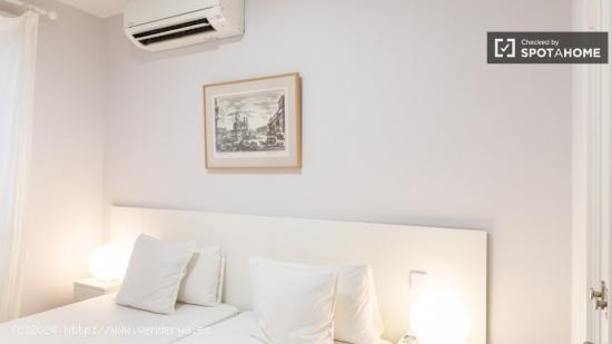 Apartamento de 4 dormitorios en alquiler en Chamberí - MADRID