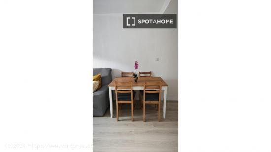 Piso entero de 4 habitaciones en Zaragoza - ZARAGOZA