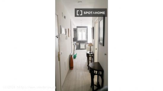 Piso de 1 dormitorio en alquiler en Berruguete, Madrid - MADRID